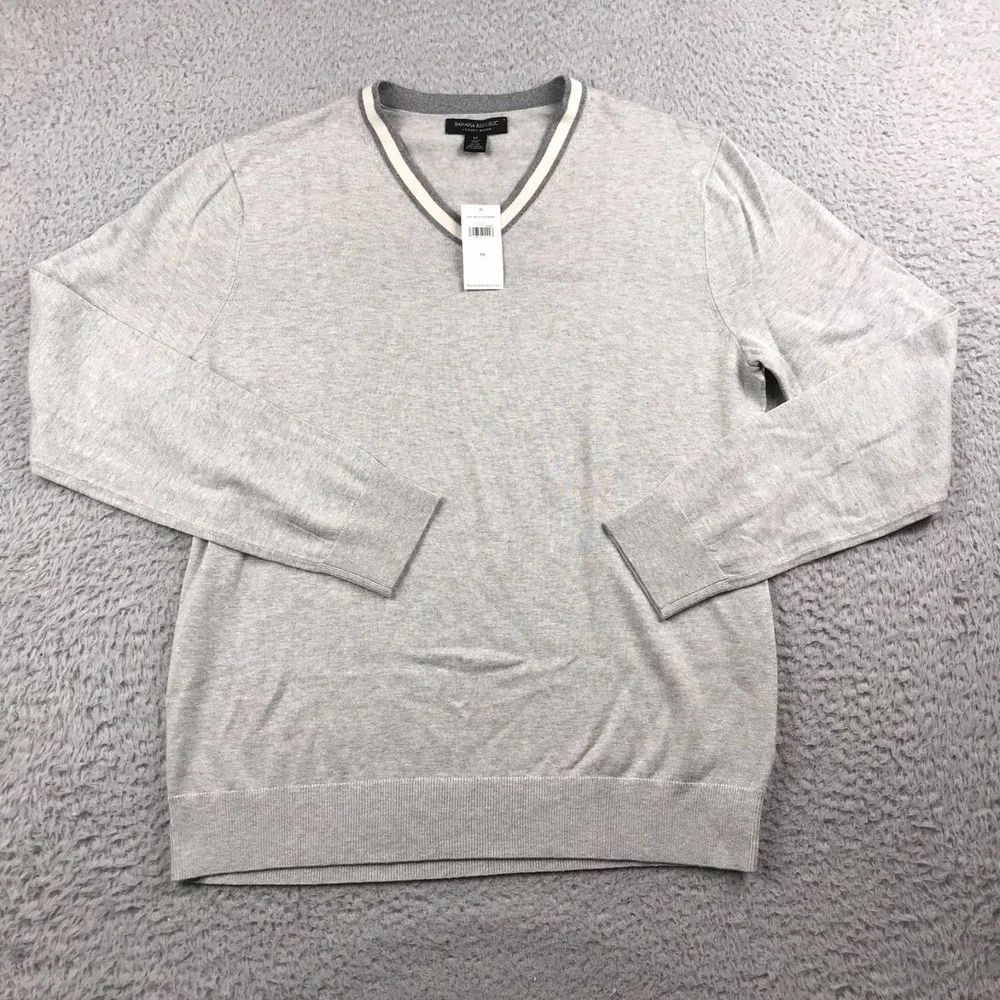 Banana Republic Luxury Blend Sweater Mens M Gray Silk Cashmere Knit Pullover NEW